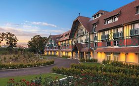 Renaissance Paris Hippodrome De St. Cloud Hotel